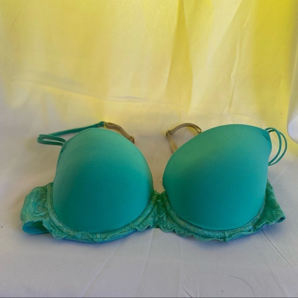 Victoria’s Secret Pink Women’s Date Push Up Bra